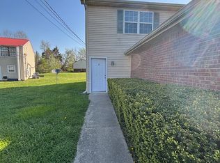 124 Skyline Dr UNIT 2, Radcliff, KY 40160