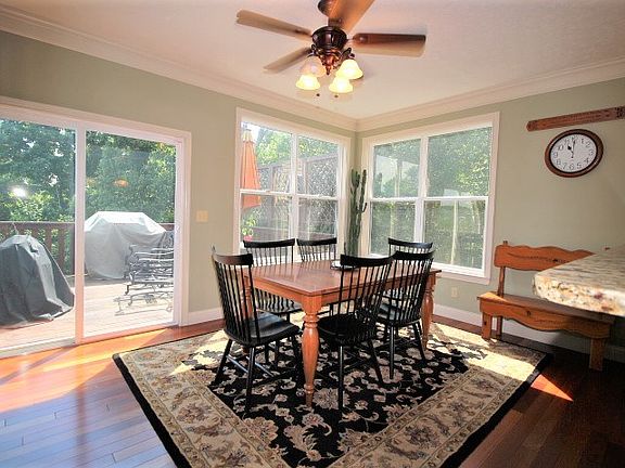 3rd image of 4961 Sundance Dr