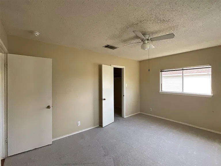 1172 Southern Pl — Photo 37