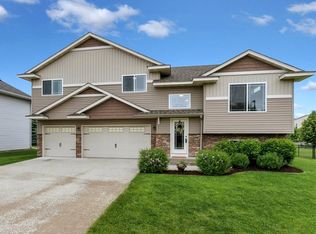 633 Caroline Path, Buffalo, MN 55313