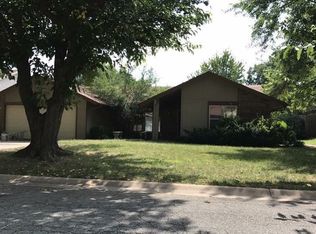 2013 Windmill Ln, Enid, OK 73703