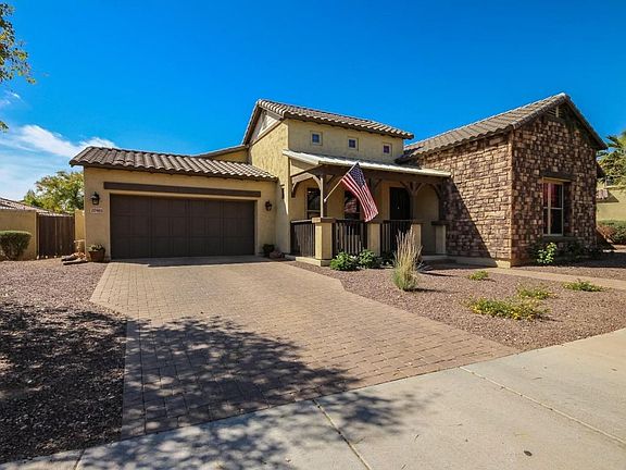 2nd image of 20461 W Lost Creek Dr E