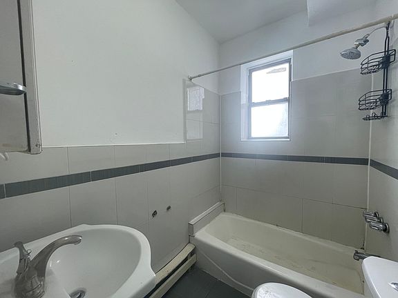 4th image of 210 Central Ave APT 3E