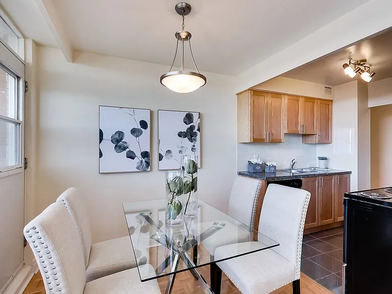 101 Cosburn Ave #104 — Photo 57