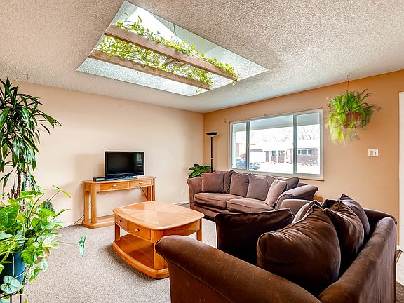 5th image of 5503 N Chandler Ct