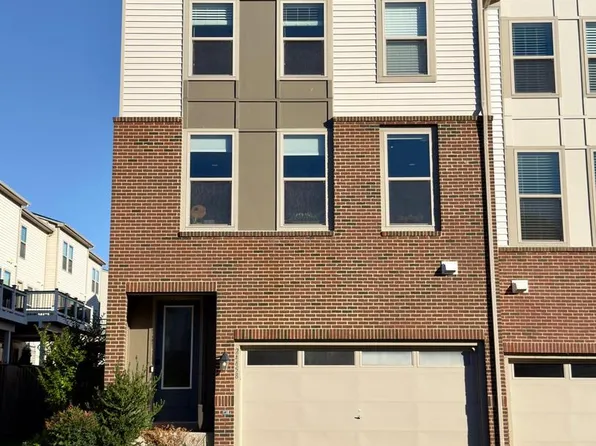 24458 Juniper Wood Ter, Sterling, VA 20166