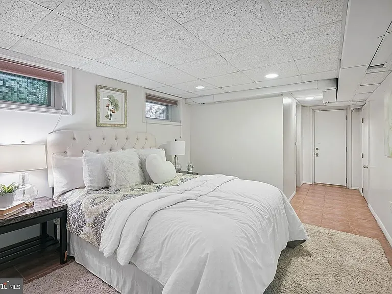 5028 Massachusetts Ave NW #A — Photo 30
