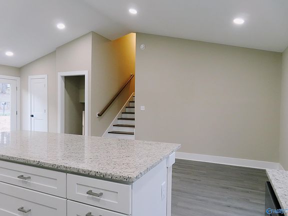 4th image of 13121 Chaney Thompson Rd SE