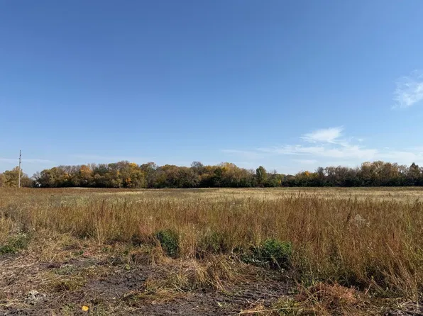 24X1 Holy Name Dr, Wayzata, MN 55391