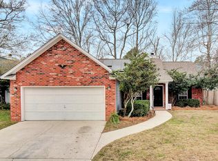 104 Landau Rd, Summerville, SC 29485