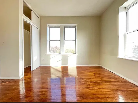 Rented by Premier Metro Realty Corp | media 5