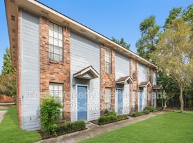 1724 Brightside Dr, Baton Rouge, LA