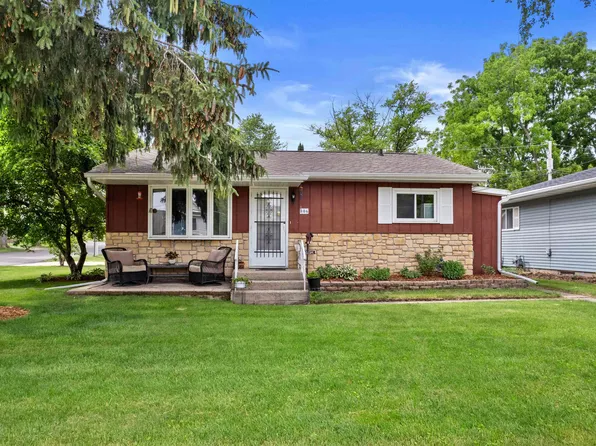 806 S Center St, Beaver Dam, WI 53916