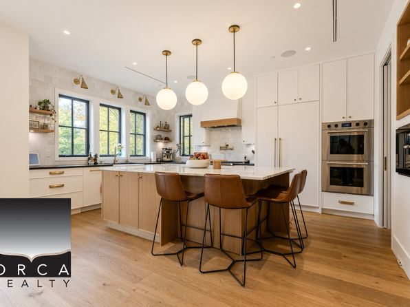 6 bedroom rental in Vancouver — photo 9