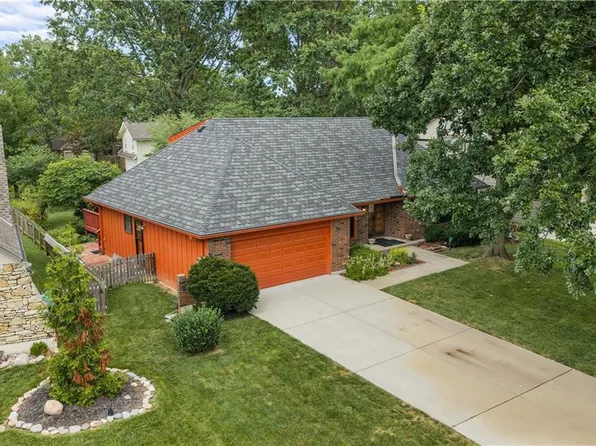204 NW Cypress St, Lees Summit, MO 64064