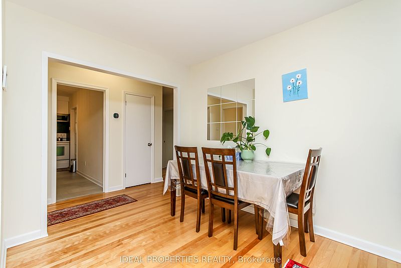 Ottawa House for rent - 3 Bedrooms — photo 11