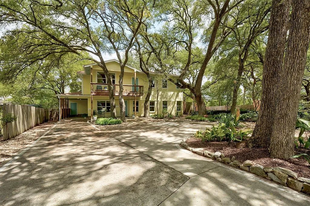 3 bed, 2.5 bath, 1604 sqft, $3,350 — Photo 1