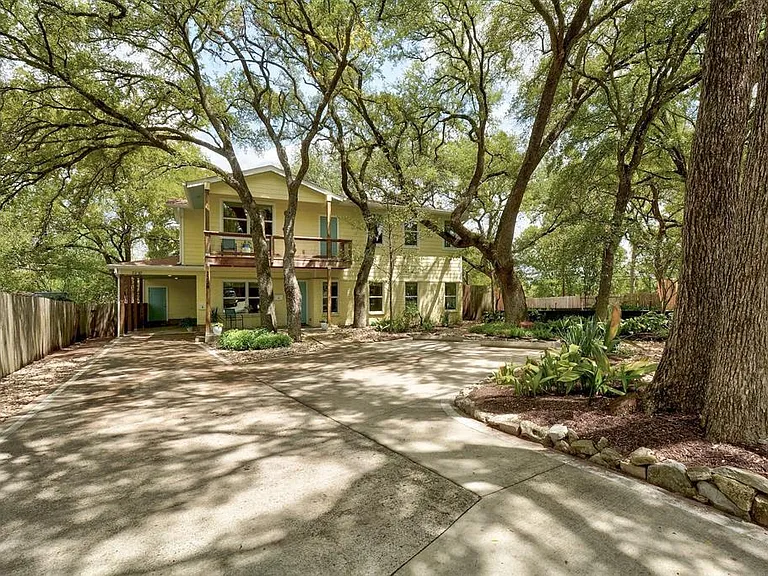 2330 Westforest Dr #B — Photo 1