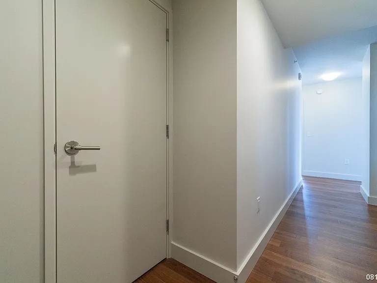 1189 Waimanu St #2006 — Photo 4
