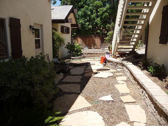 3rd image of 1032 Camino Magenta
