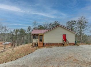 305 Cedar Tree Ln, Mill Spring, NC 28756