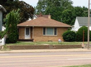 2733 16th St, Moline, IL 61265