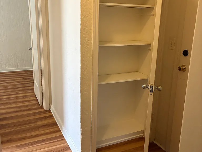 800 Las palmas LLC — Photo 24