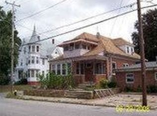 454 Laurel Hill Ave, Cranston, RI 02920