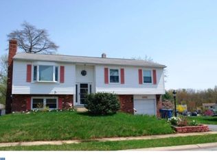 1 Cedar Ct, Newark, DE 19702