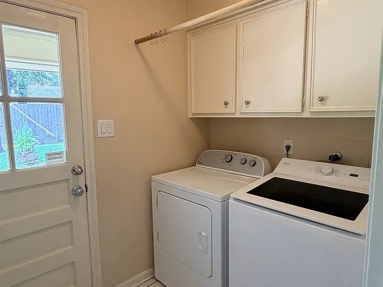 13935 Saint Marys Ln — Photo 19