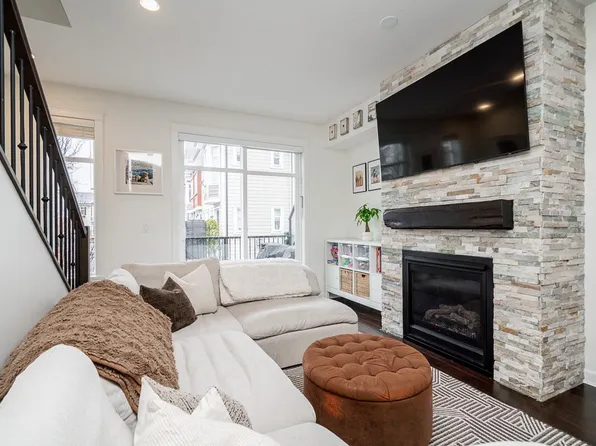 8068 207th St #44, Langley, BC V2Y 2Y5