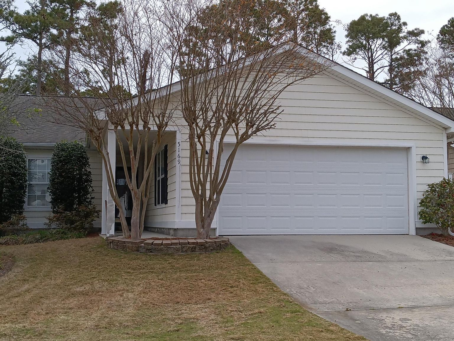 5222 Minnesota Dr, Southport, NC 28461