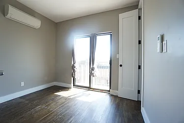 Rented by Rennit Inc.