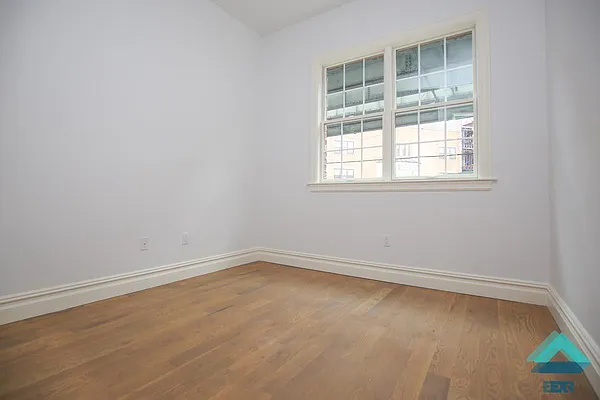 Rented by EXR | media 41