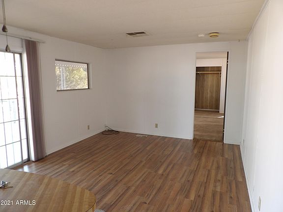 3rd image of 1781 S Starr Rd