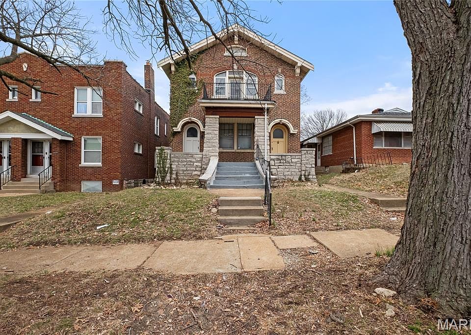 1st image of 3919-3921 Dunnica Ave
