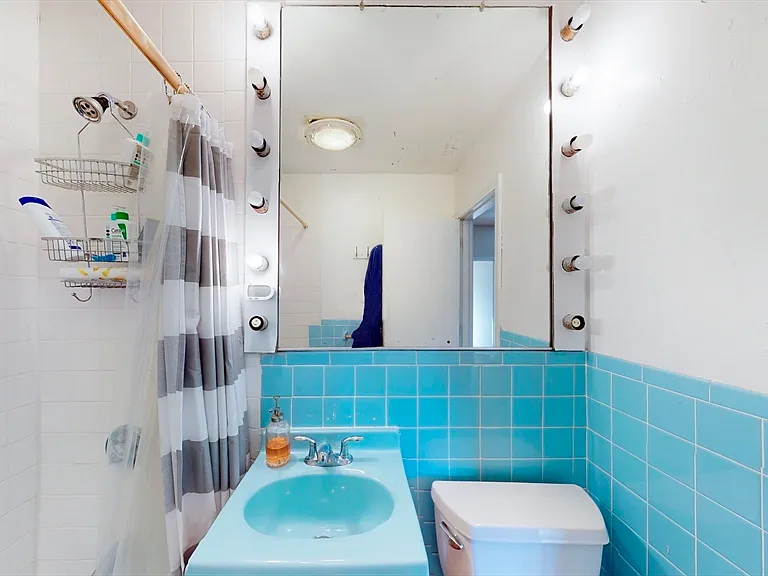 513 Beacon St #10 — Photo 21