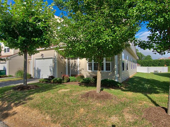 2nd image of 145 Huff Heritage Ln