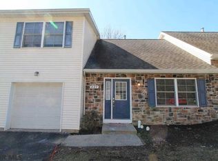 227 Amblewood Way, State College, PA 16803
