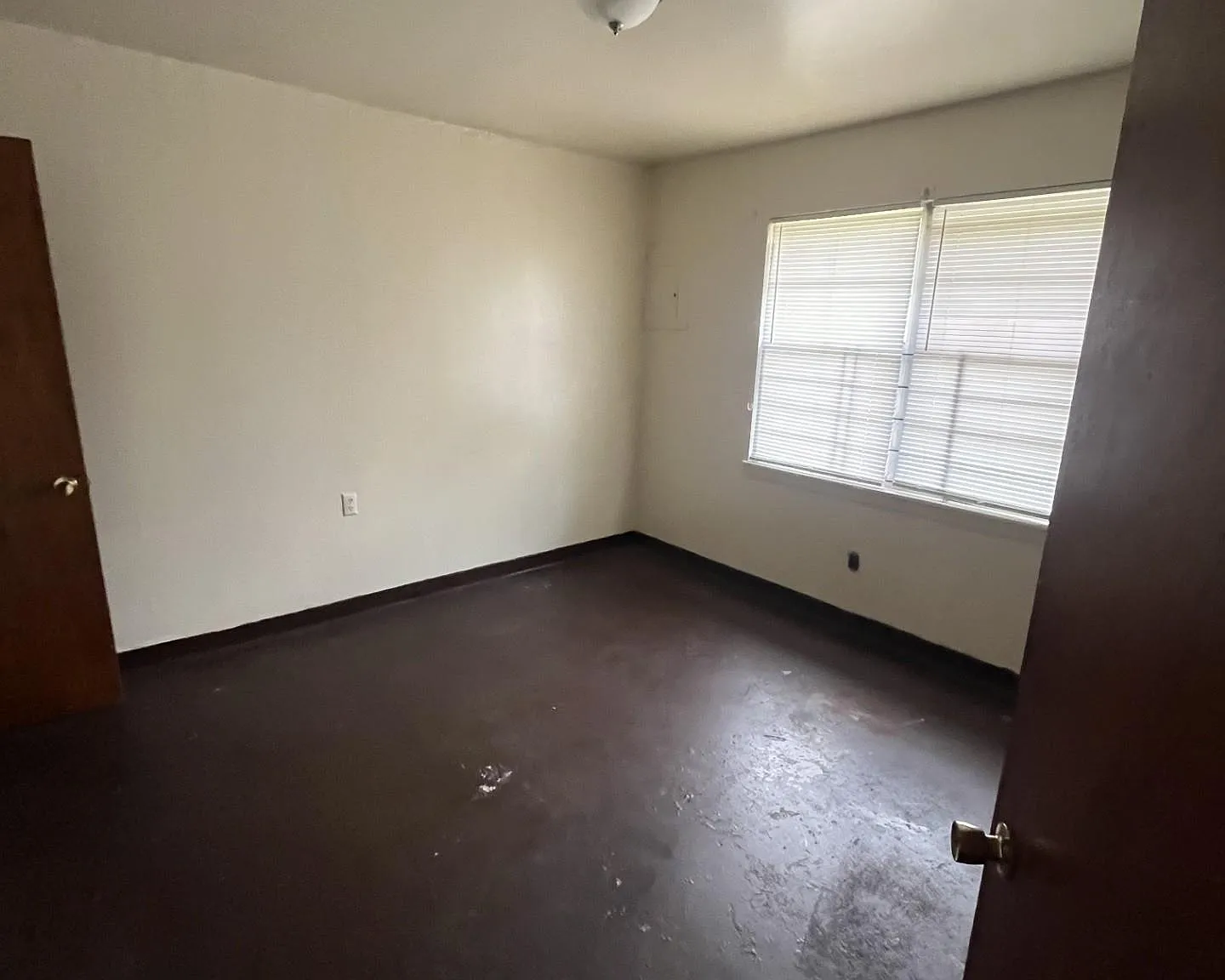 2 bed, 1.0 bath, $595 — Photo 3