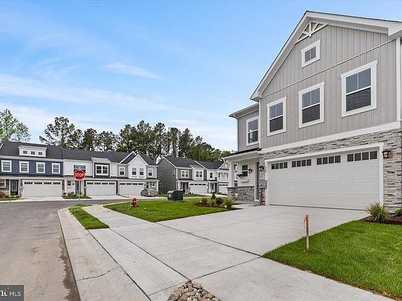 3rd image of 248 Lackawanna Ln Homesite 77