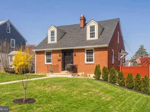 230 E 13th Ave, Conshohocken, PA 19428