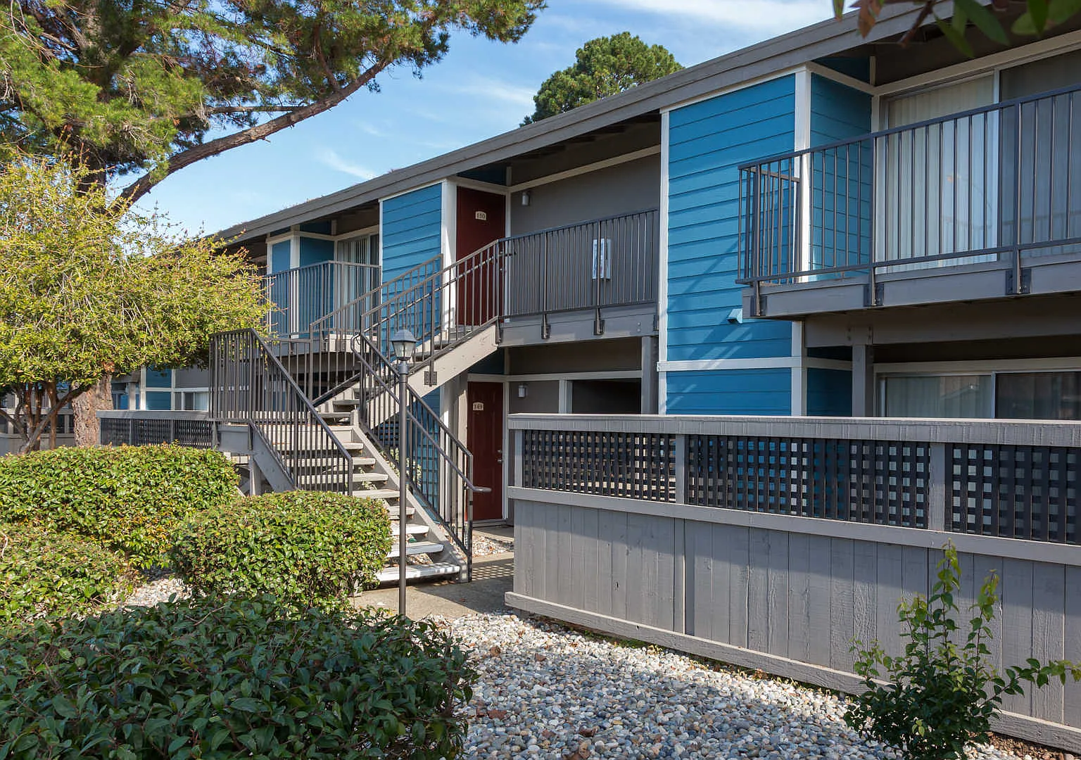 Reserve at Mountain View — Photo 1