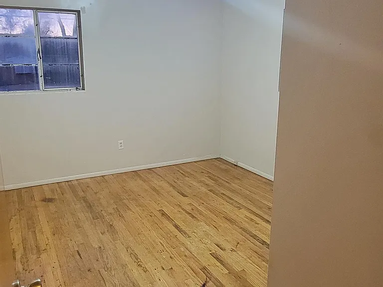 534 N 5th Ave — Photo 3