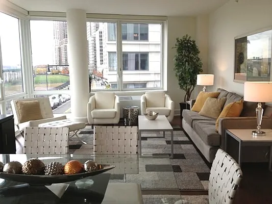 Rented by Windsor Property Management | media 28