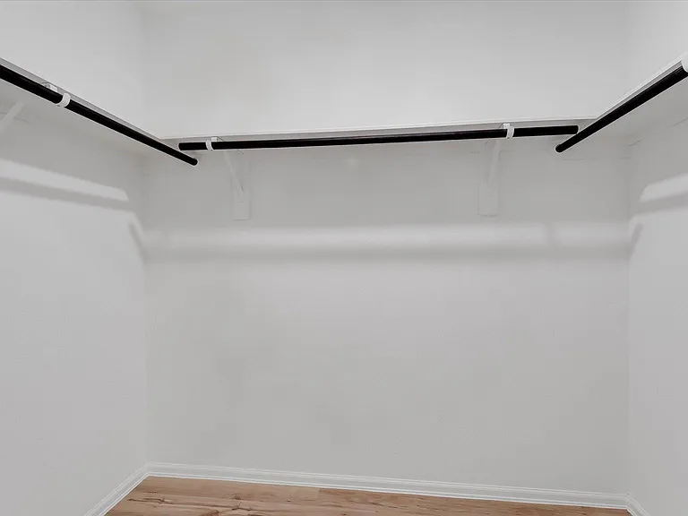 7814 Switchgrass Creek Dr — Photo 13