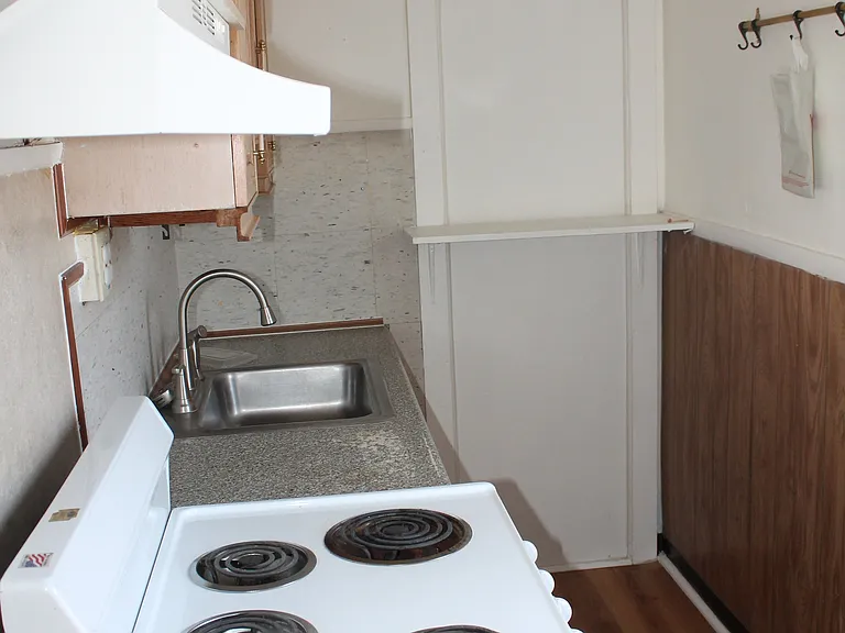115 S Colony St — Photo 11