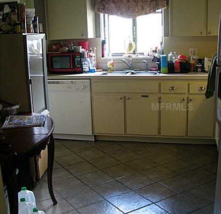 4th image of 10927 N 29th St