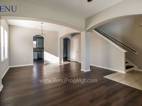 3rd image of 15139 Diamond Way