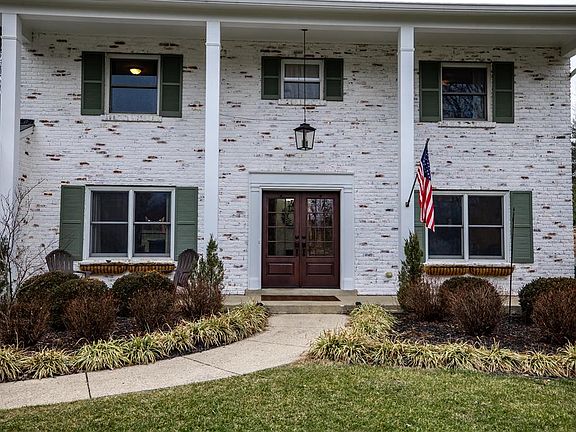 3rd image of 7493 Trailwind Dr